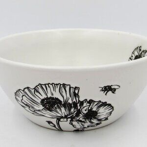 Secret Celebrity Bella Vita Collection Poppy Round Stoneware Bowl 6” Black White